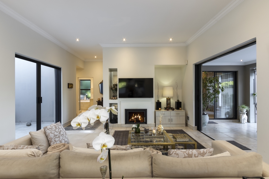 2 Bedroom Property for Sale in De Wijnlanden Residential Estate Western Cape